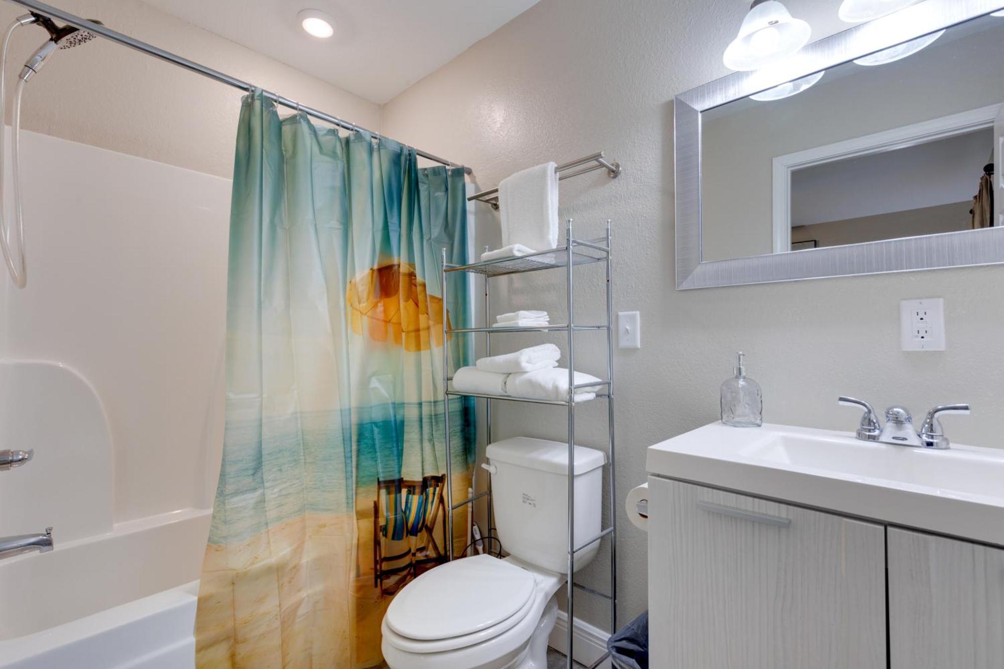 דירות Dog-Friendly Pensacola Duplex About 7 Mi To Downtown מראה חיצוני תמונה