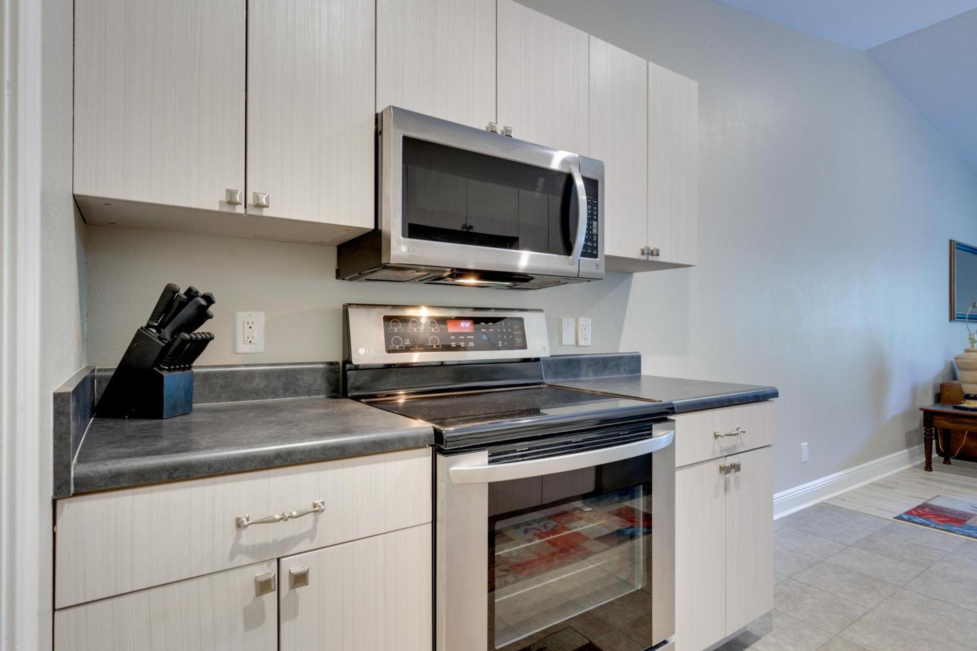 דירות Dog-Friendly Pensacola Duplex About 7 Mi To Downtown מראה חיצוני תמונה