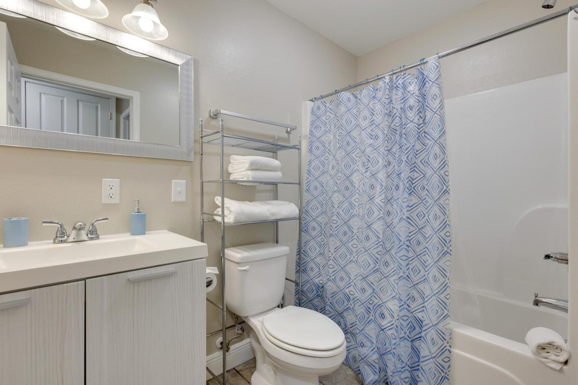 דירות Dog-Friendly Pensacola Duplex About 7 Mi To Downtown מראה חיצוני תמונה