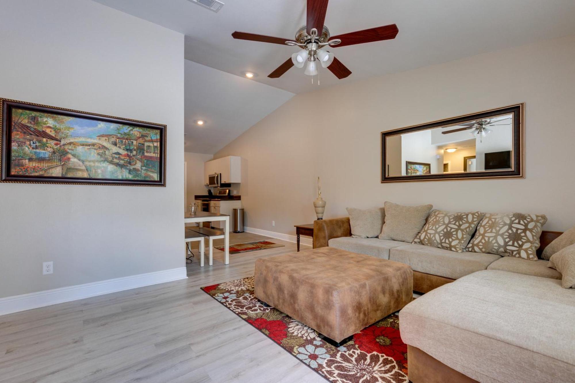 דירות Dog-Friendly Pensacola Duplex About 7 Mi To Downtown מראה חיצוני תמונה